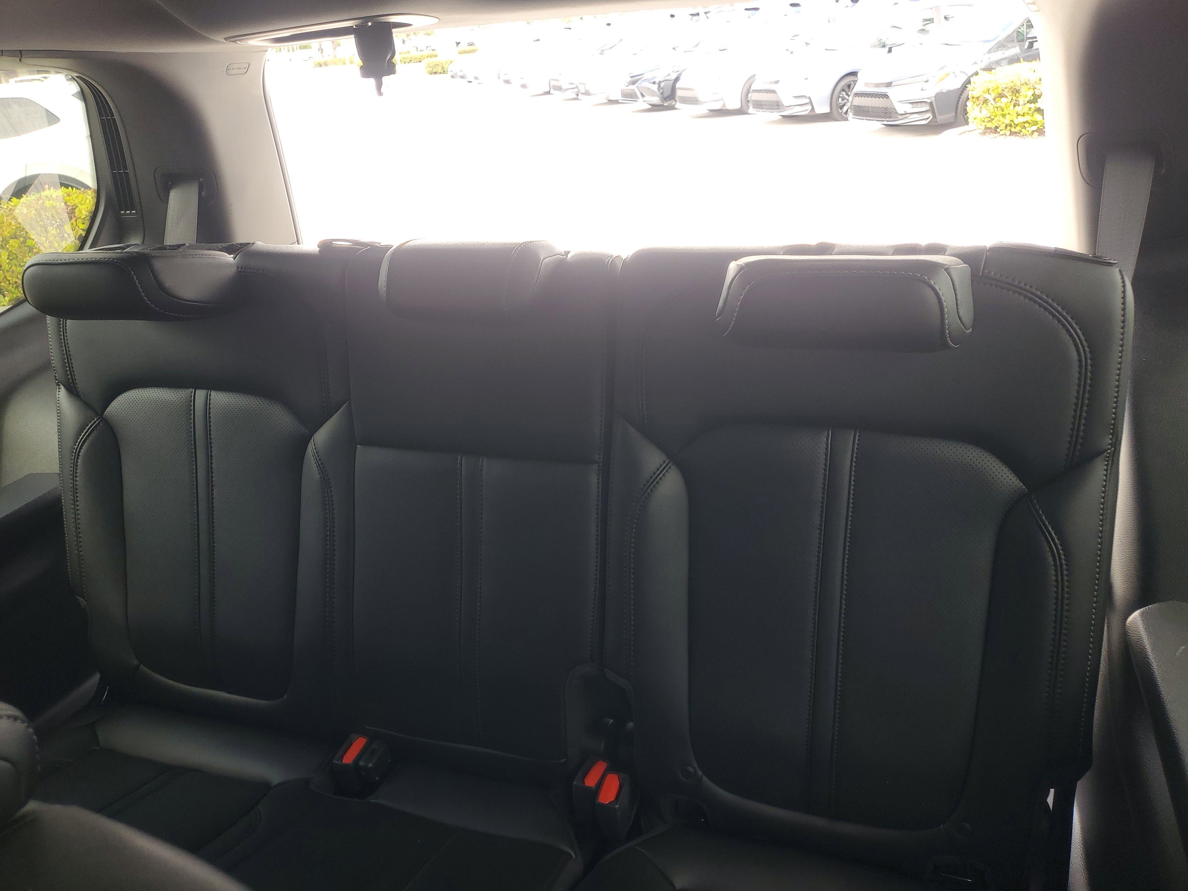 Used 2024 Jeep Wagoneer 4WD image 15