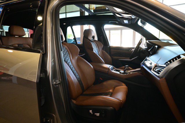 Used 2022 BMW X5 M w/ Competition Package 2 AWD/4WD image 27