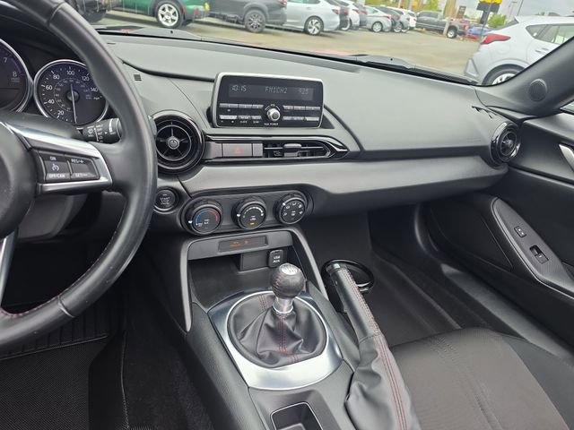 Used 2016 MAZDA MX-5 Miata Sport RWD image 21