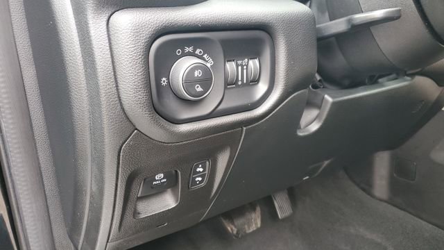 Certified 2022 RAM 1500 Laramie image 11