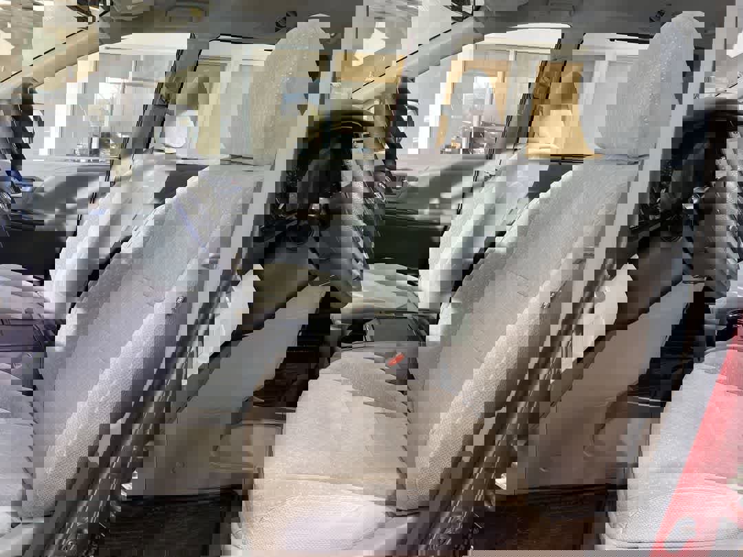 Used 2020 Toyota Sienna LE w/ LE Preferred Package image 11