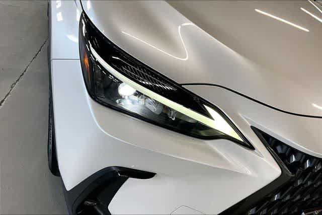 Certified 2022 Lexus NX 350h AWD w/ Towing Package (2000 Lbs) image 32
