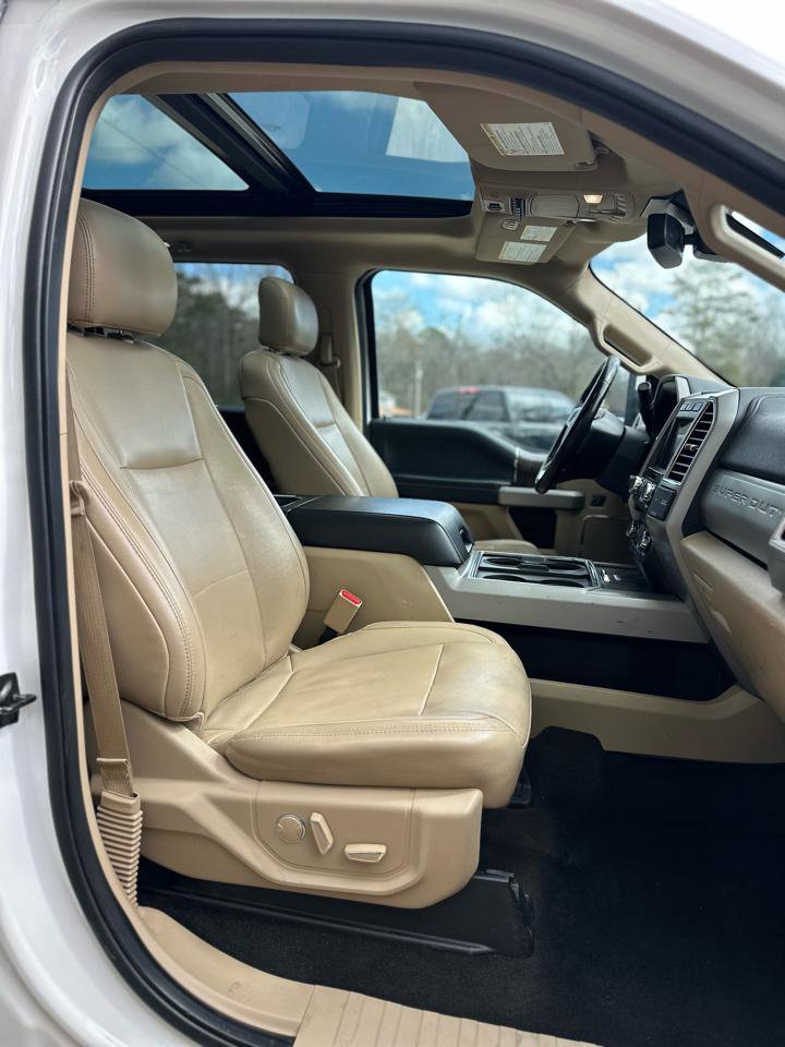 Used 2017 Ford F250 Lariat w/ Lariat Ultimate Package AWD/4WD image 15