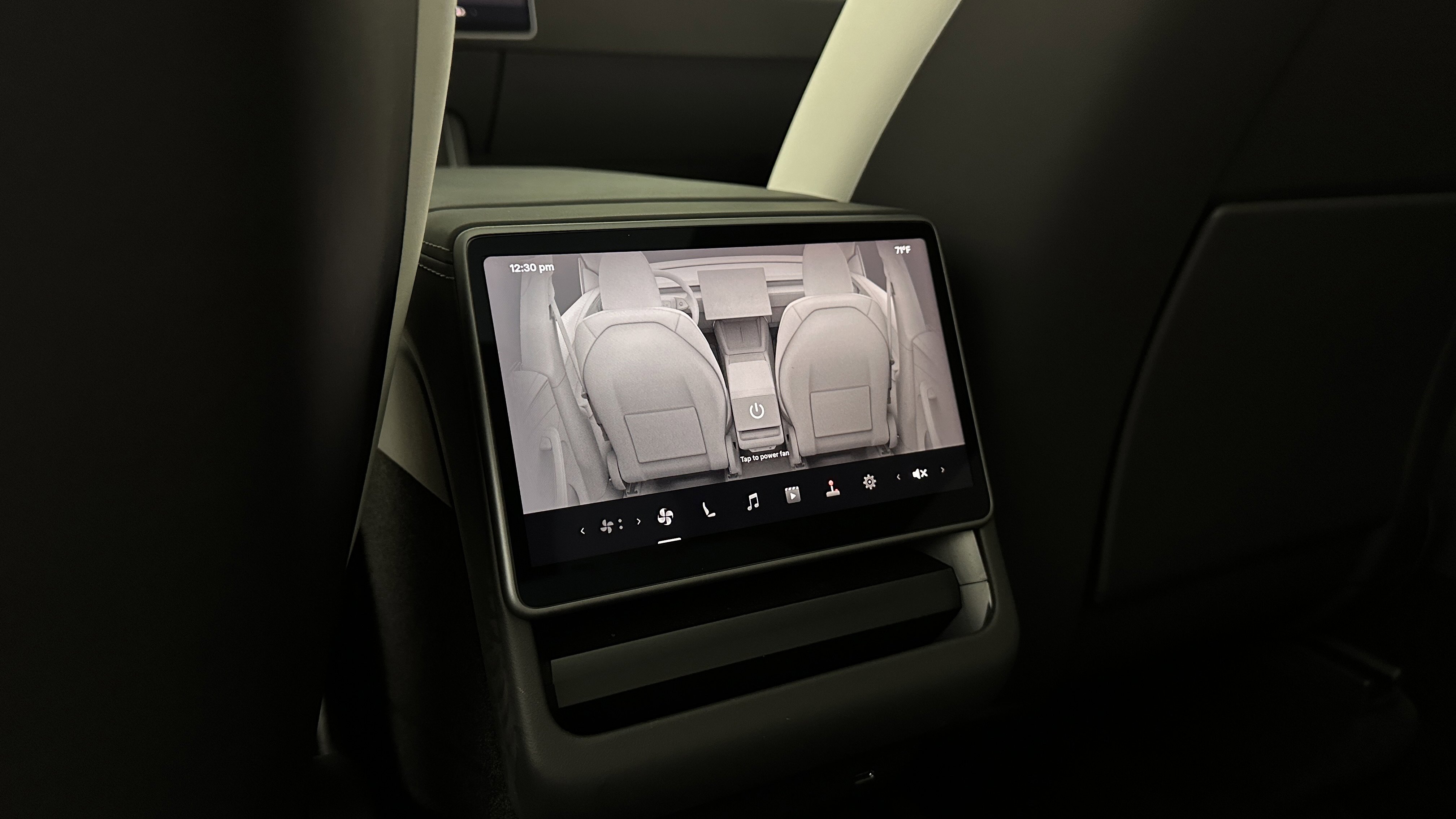 Used 2026 Tesla Model Y Long Range image 26