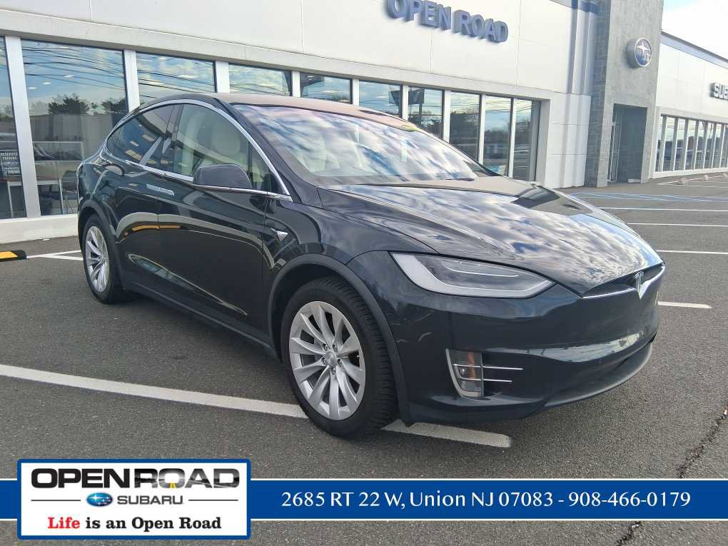 Used 2018 Tesla Model X 100D image 1