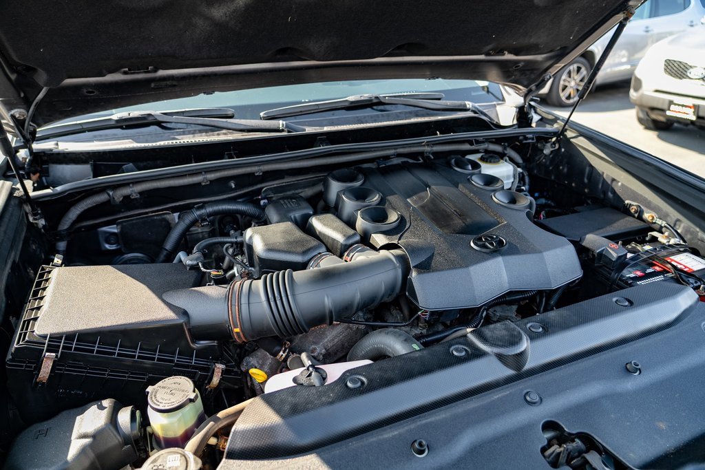 Used 2015 Toyota 4Runner Limited image 27