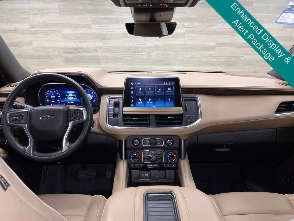 Used 2024 Chevrolet Suburban Premier w/ Premium Package 2 AWD/4WD image 2