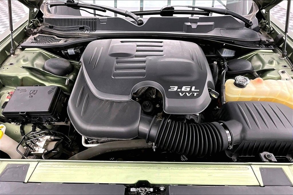 Used 2018 Dodge Challenger GT image 10