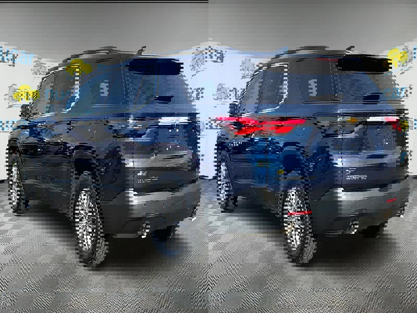 Certified 2022 Chevrolet Traverse LT w/ LPO, Floor Liner Package image 4