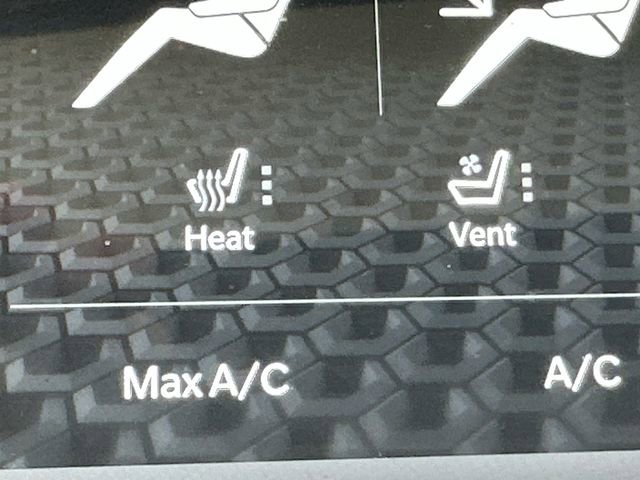 Used 2023 Dodge Durango GT AWD/4WD image 19