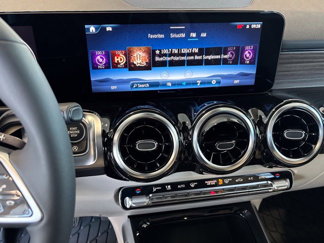 New 2026 Mercedes-Benz GLB 250 4MATIC image 16