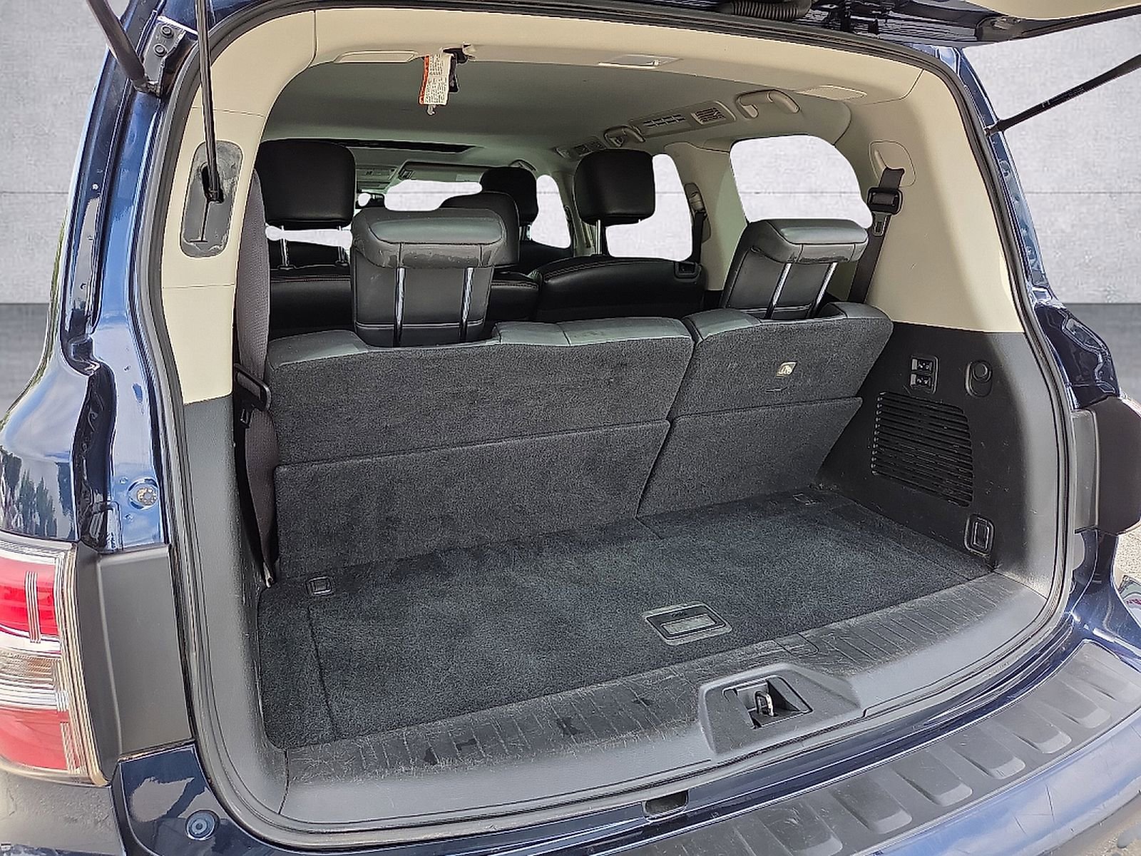 Used 2019 Nissan Armada SL w/ Premium Package AWD/4WD image 9