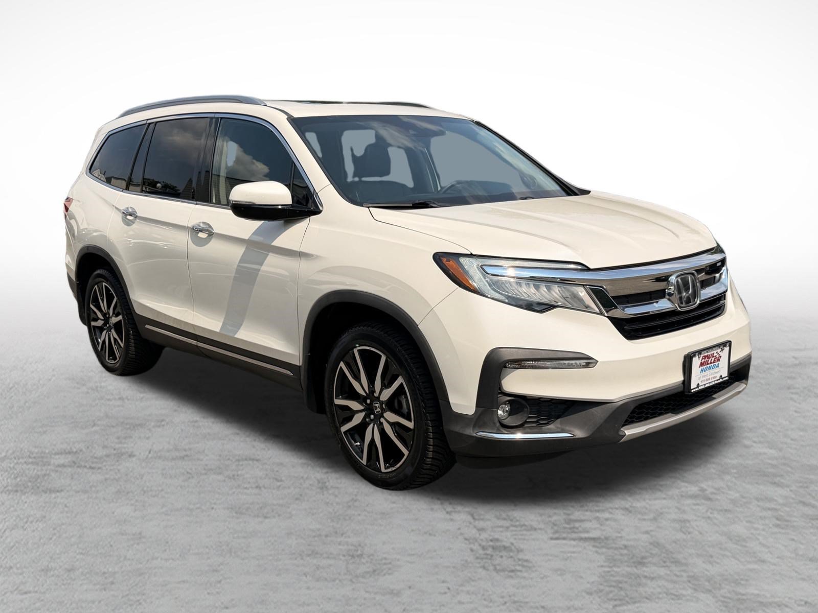 Certified 2019 Honda Pilot Touring image 3