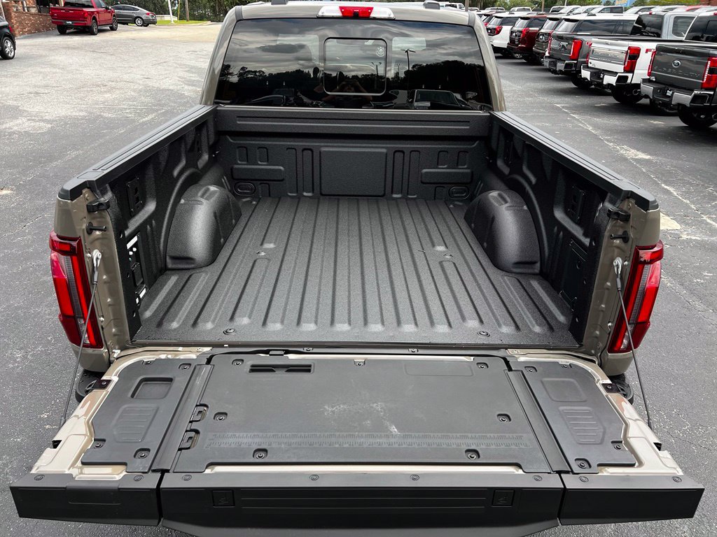 New 2026 Ford F150 Platinum w/ Equipment Group 703A Plus AWD/4WD image 6