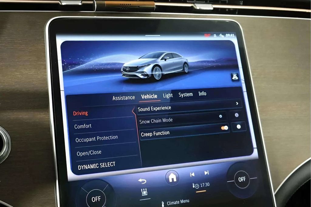 Used 2022 Mercedes-Benz EQS 450+ Sedan image 30