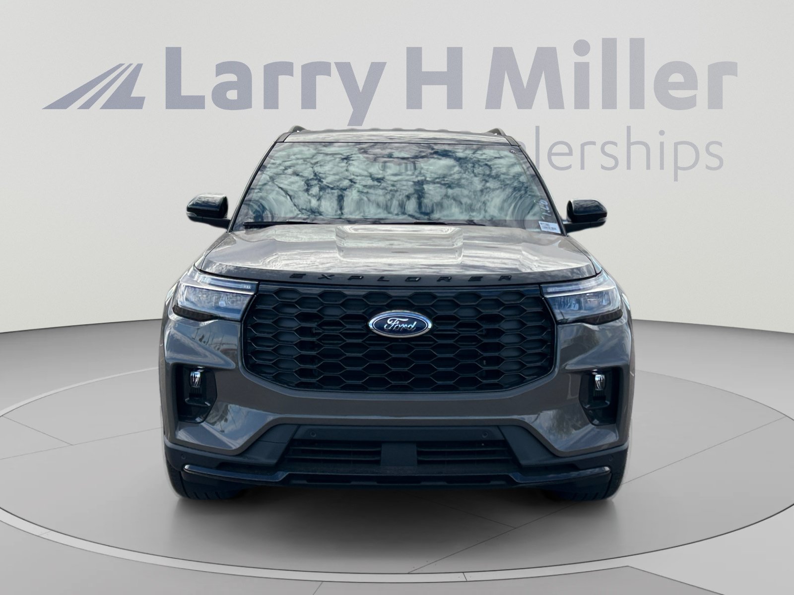 New 2026 Ford Explorer ST-Line w/ ST-Line Street Pack RWD image 8