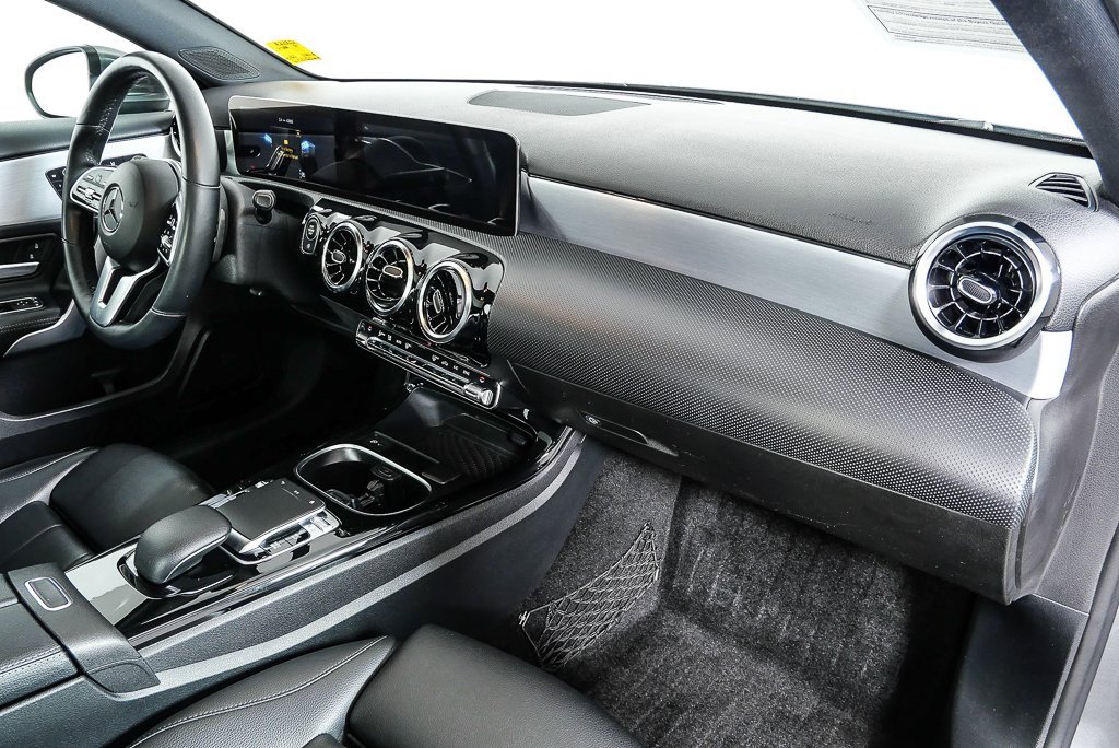 Used 2019 Mercedes-Benz A 220 4MATIC image 23
