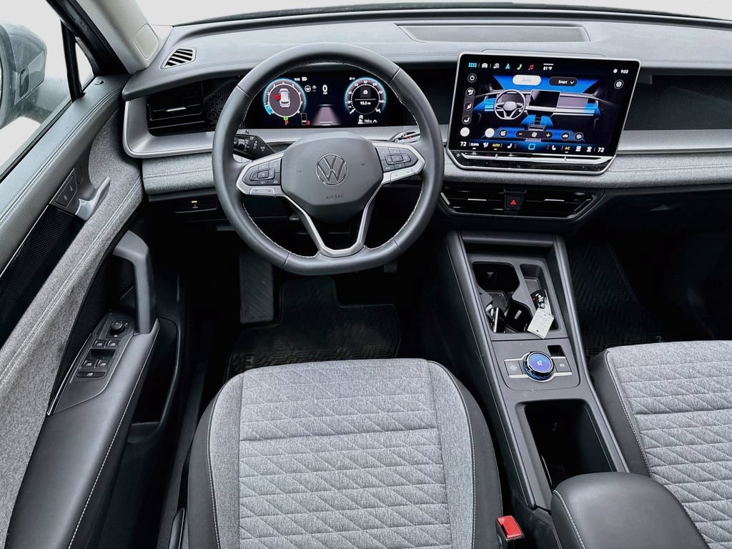 Certified 2025 Volkswagen Tiguan S AWD/4WD image 23