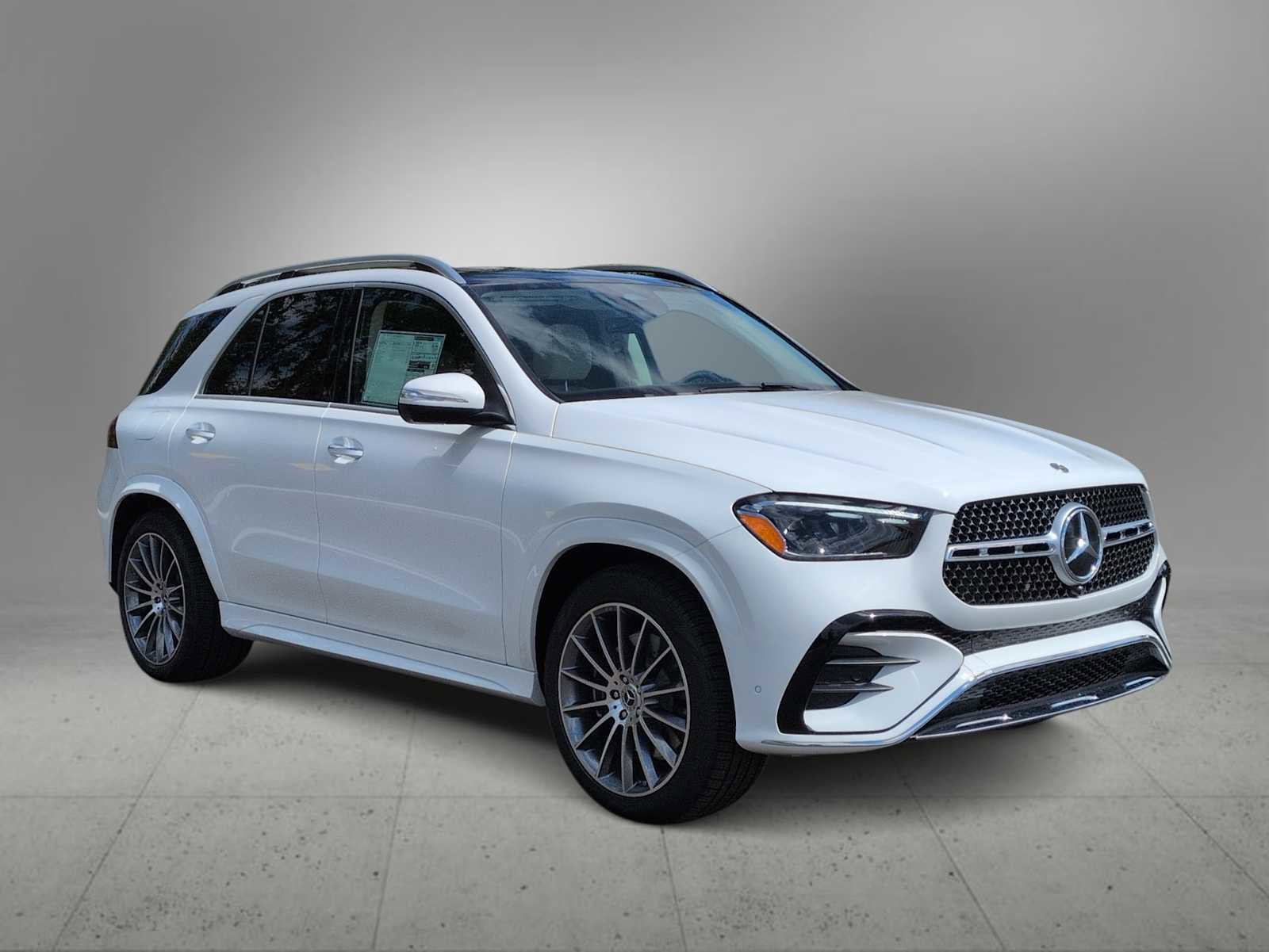 Used 2026 Mercedes-Benz GLE 350 4MATIC image 2