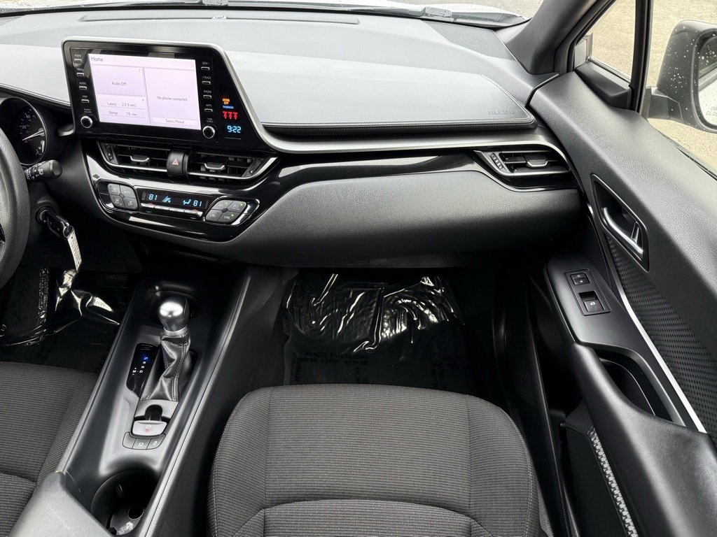 Used 2019 Toyota C-HR LE image 30