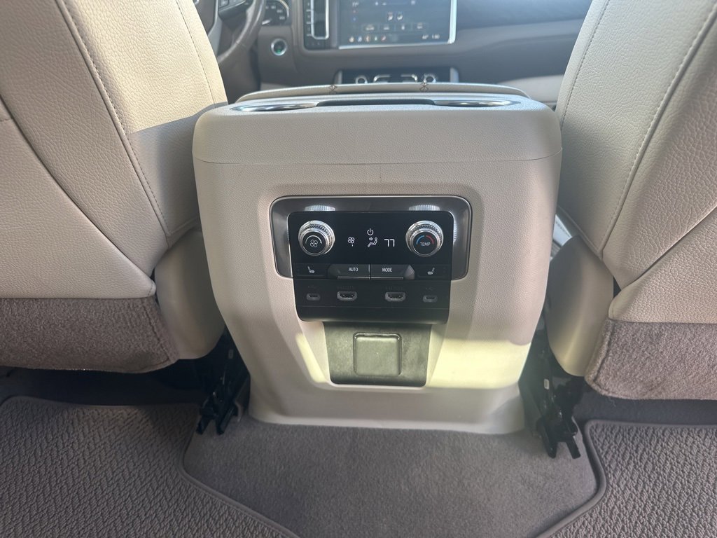 Certified 2021 GMC Yukon Denali w/ Denali Premium Package image 27