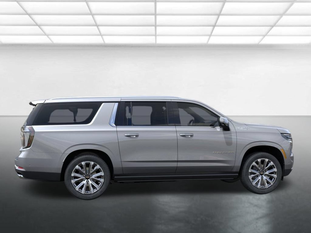 New 2026 Chevrolet Suburban High Country AWD/4WD image 6