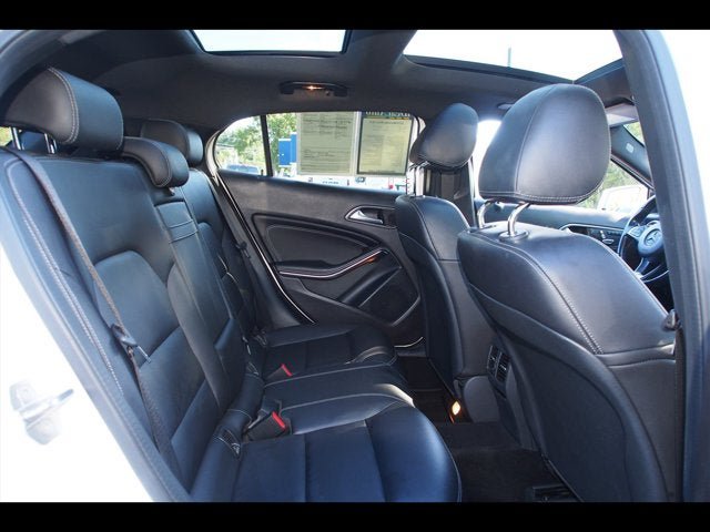 Used 2019 Mercedes-Benz GLA 250 4MATIC image 14
