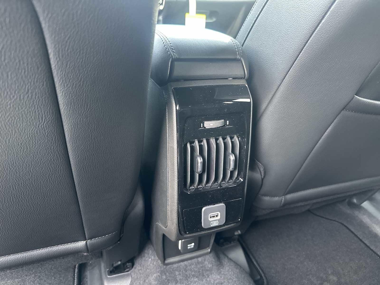 New 2026 Jeep Compass Latitude image 20