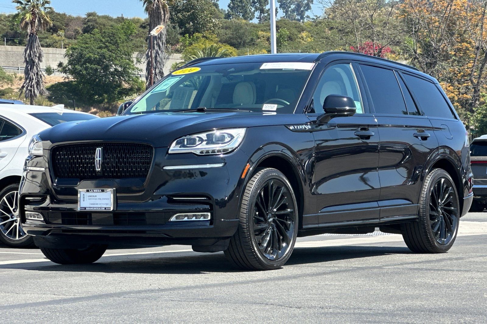 Certified 2024 Lincoln Aviator Black Label w/ Jet Package image 7