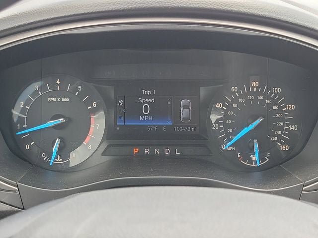 Used 2018 Ford Fusion SE FWD image 12
