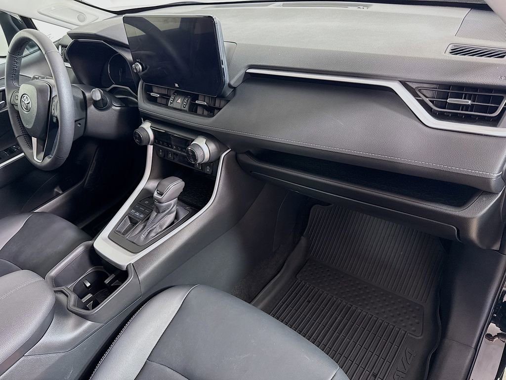 Certified 2023 Toyota RAV4 XLE Premium image 30