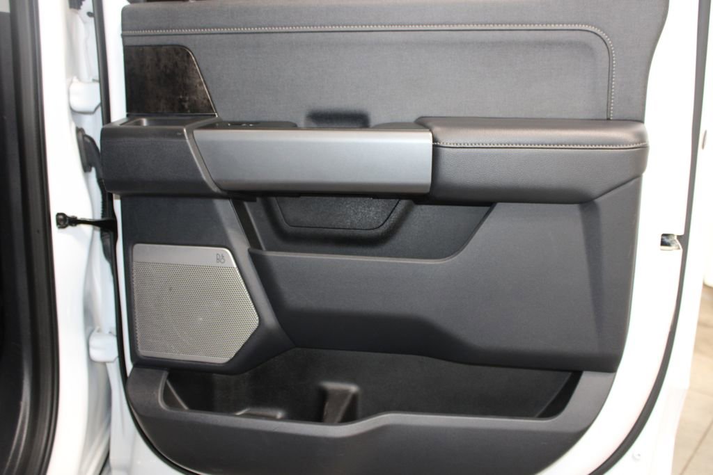Used 2024 Ford F250 Lariat AWD/4WD image 43