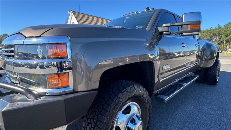 Used 2015 Chevrolet Silverado 3500 High Country w/ Duramax Plus Package AWD/4WD image 14