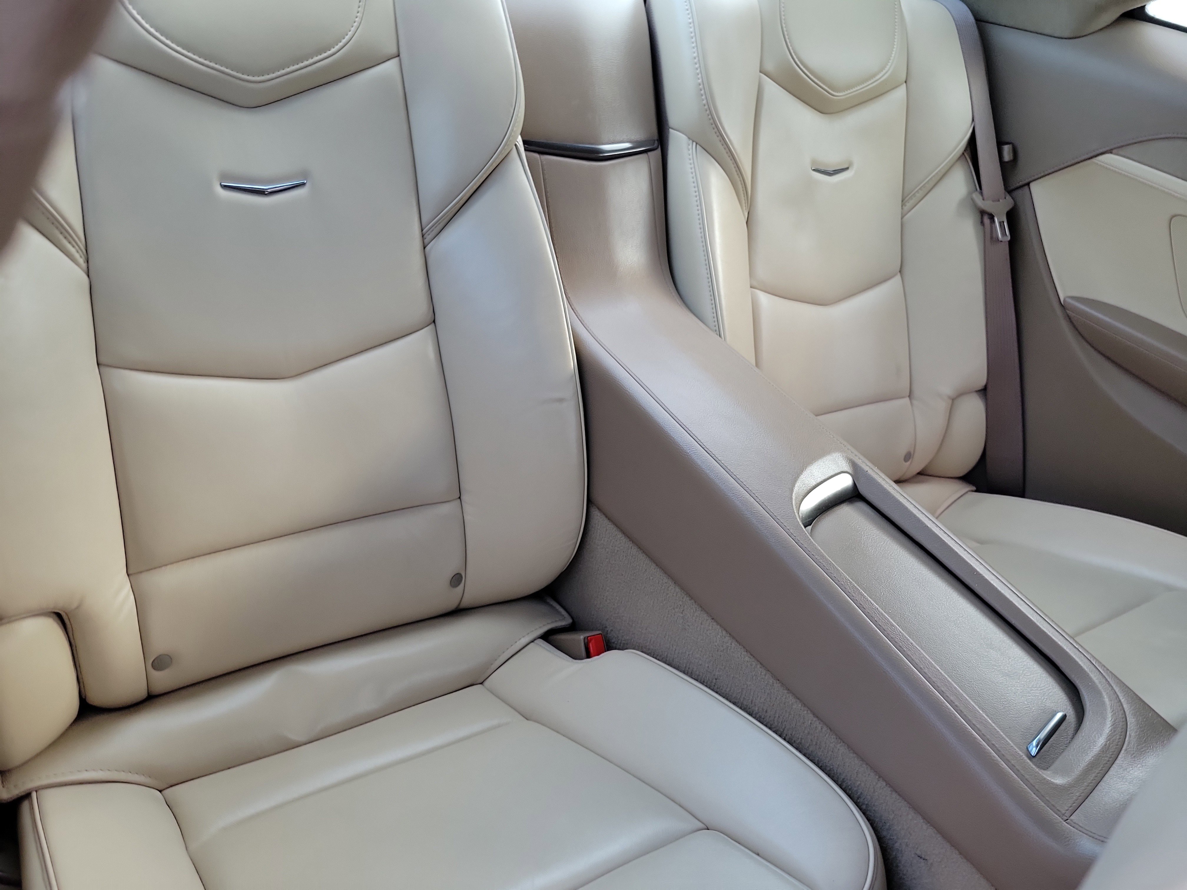 Used 2014 Cadillac ELR w/ Luxury Package image 21