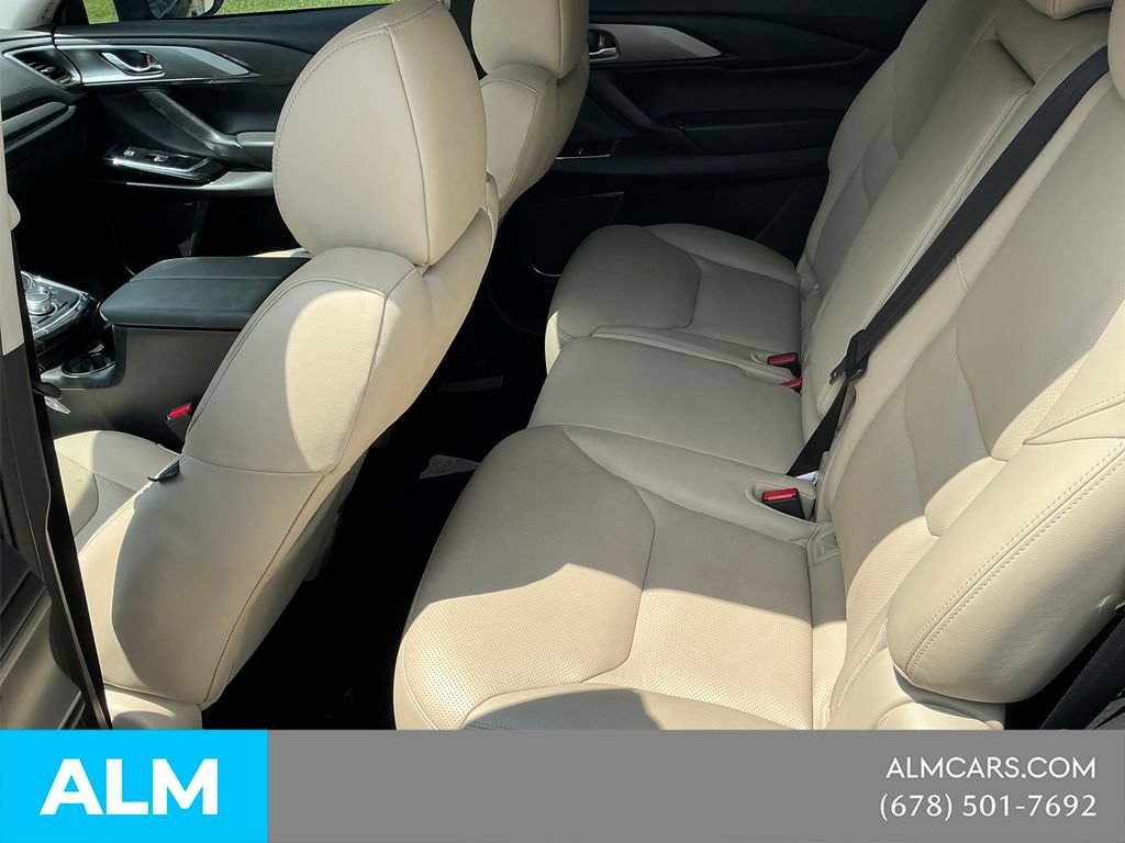 Used 2020 MAZDA CX-9 Touring w/ Touring Premium Package FWD image 7