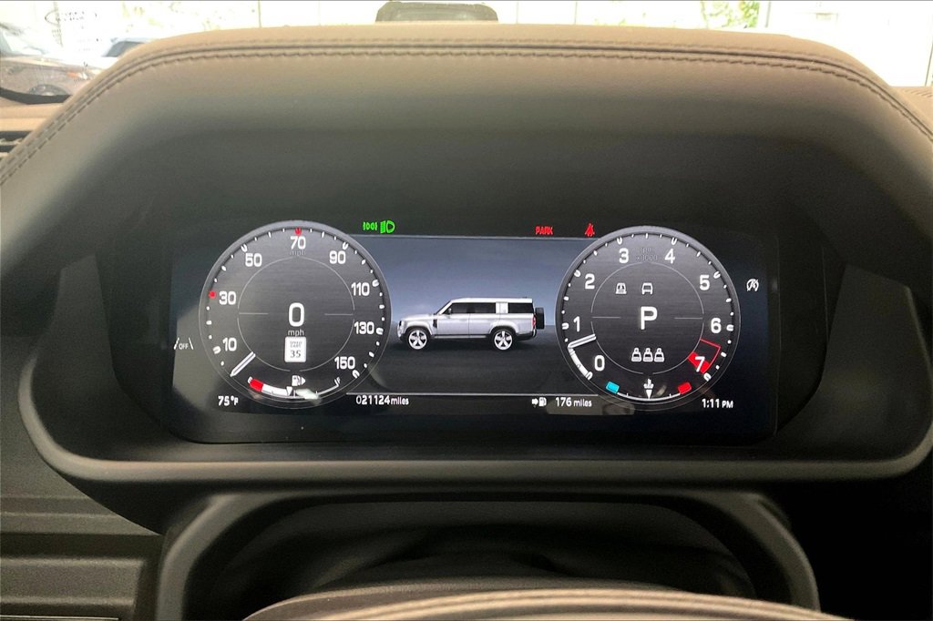 Used 2024 Land Rover Defender 130 Outbound image 20