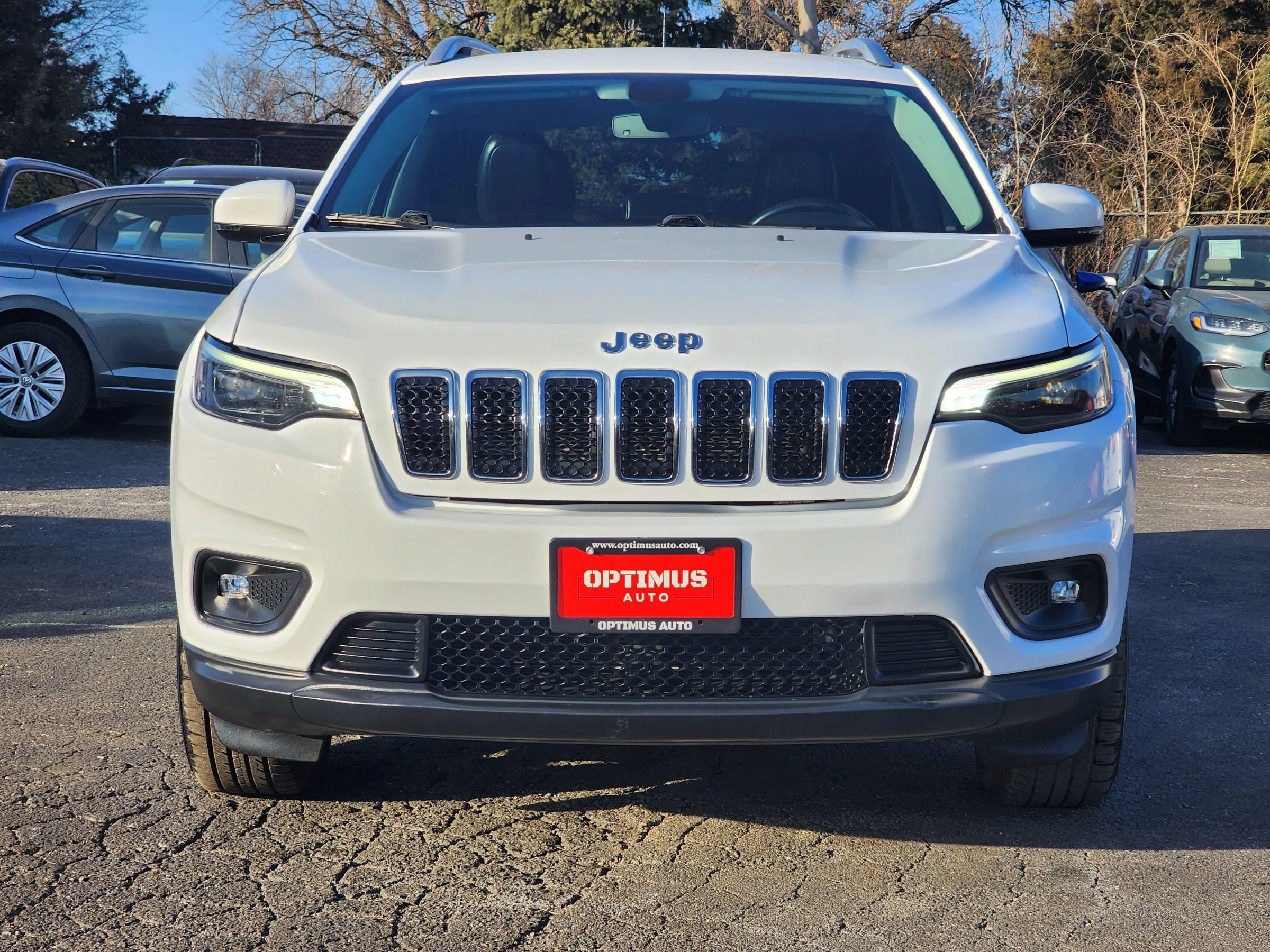 Used 2019 Jeep Cherokee Limited AWD/4WD image 2