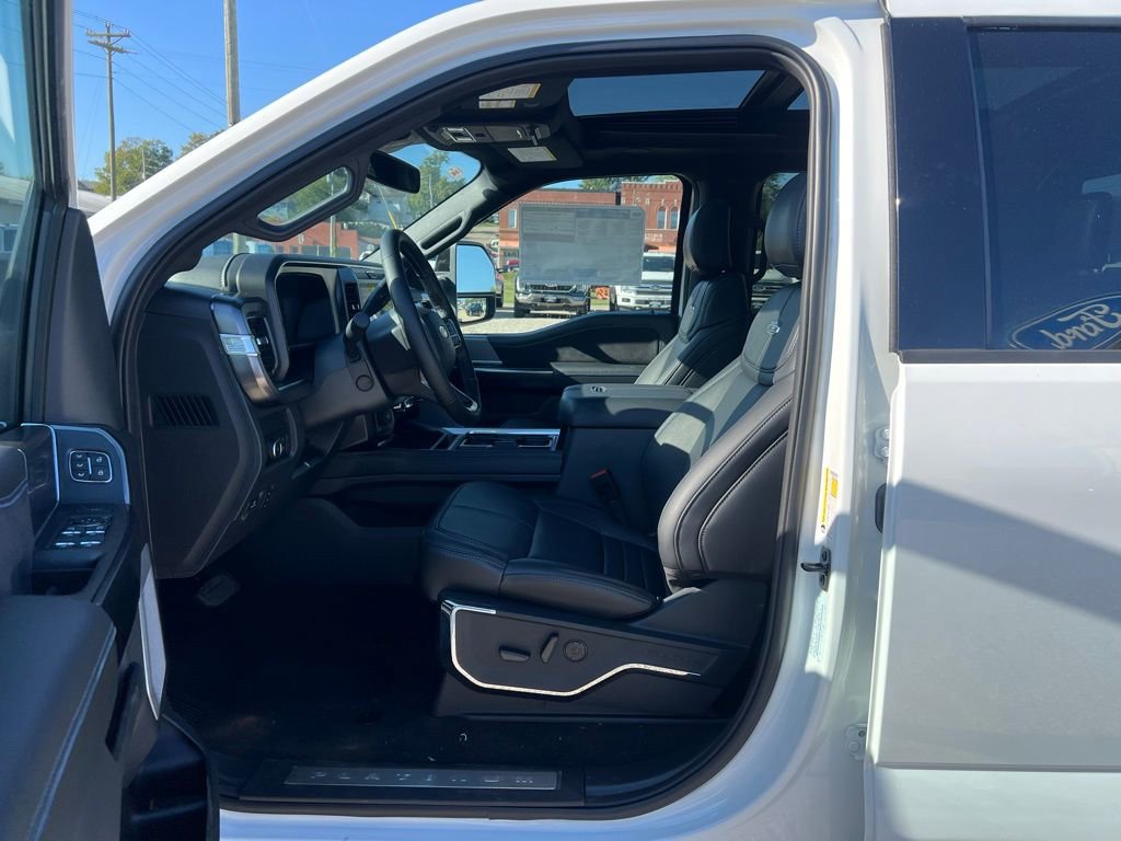 New 2026 Ford F350 Platinum w/ FX4 Off-Road Package image 14