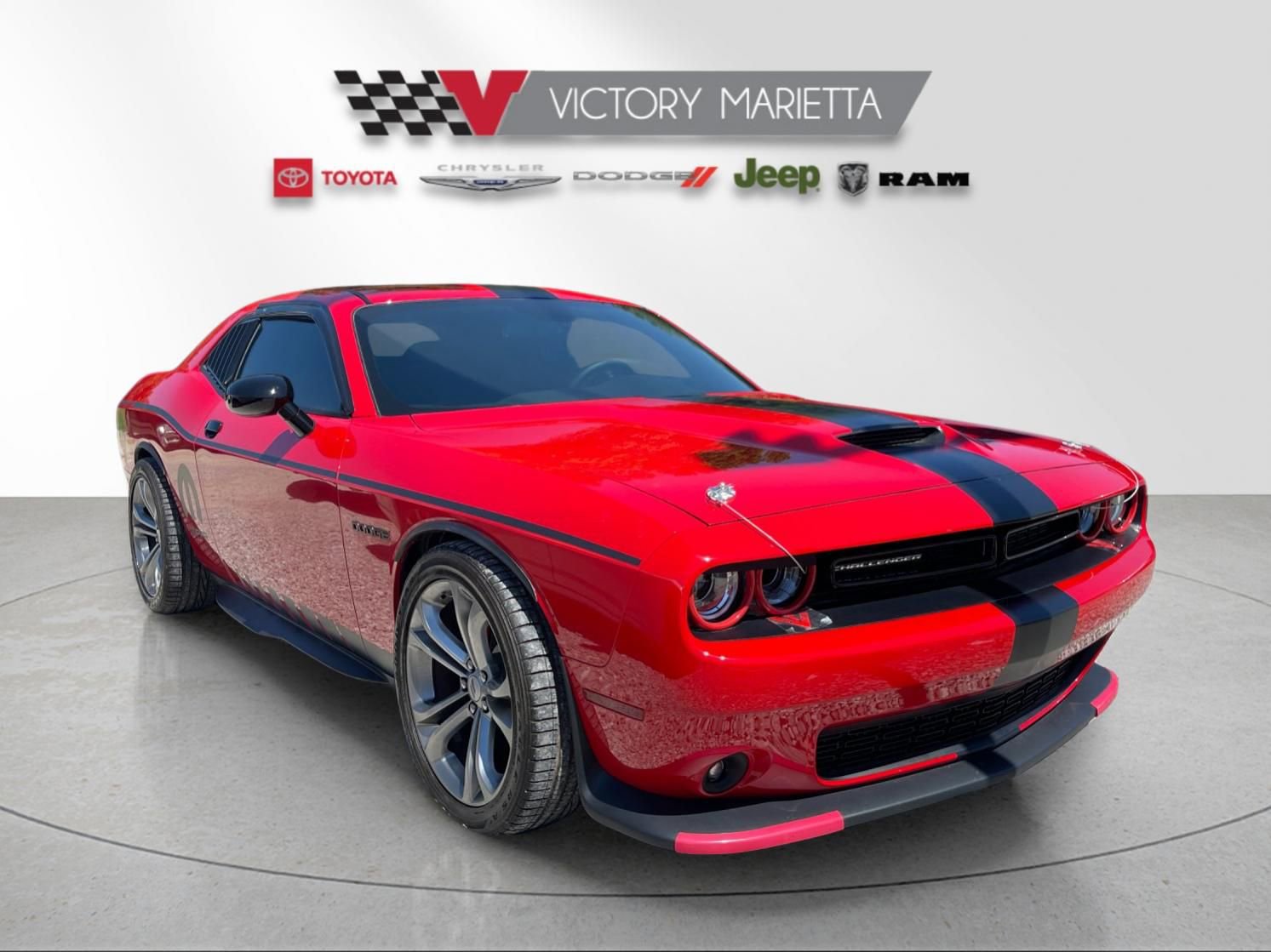 Used 2022 Dodge Challenger GT w/ Plus Package RWD image 5