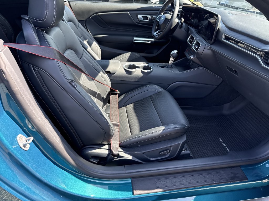 Used 2026 Ford Mustang Premium RWD image 13