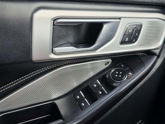 Used 2020 Ford Explorer ST w/ Premium Technology Package image 14
