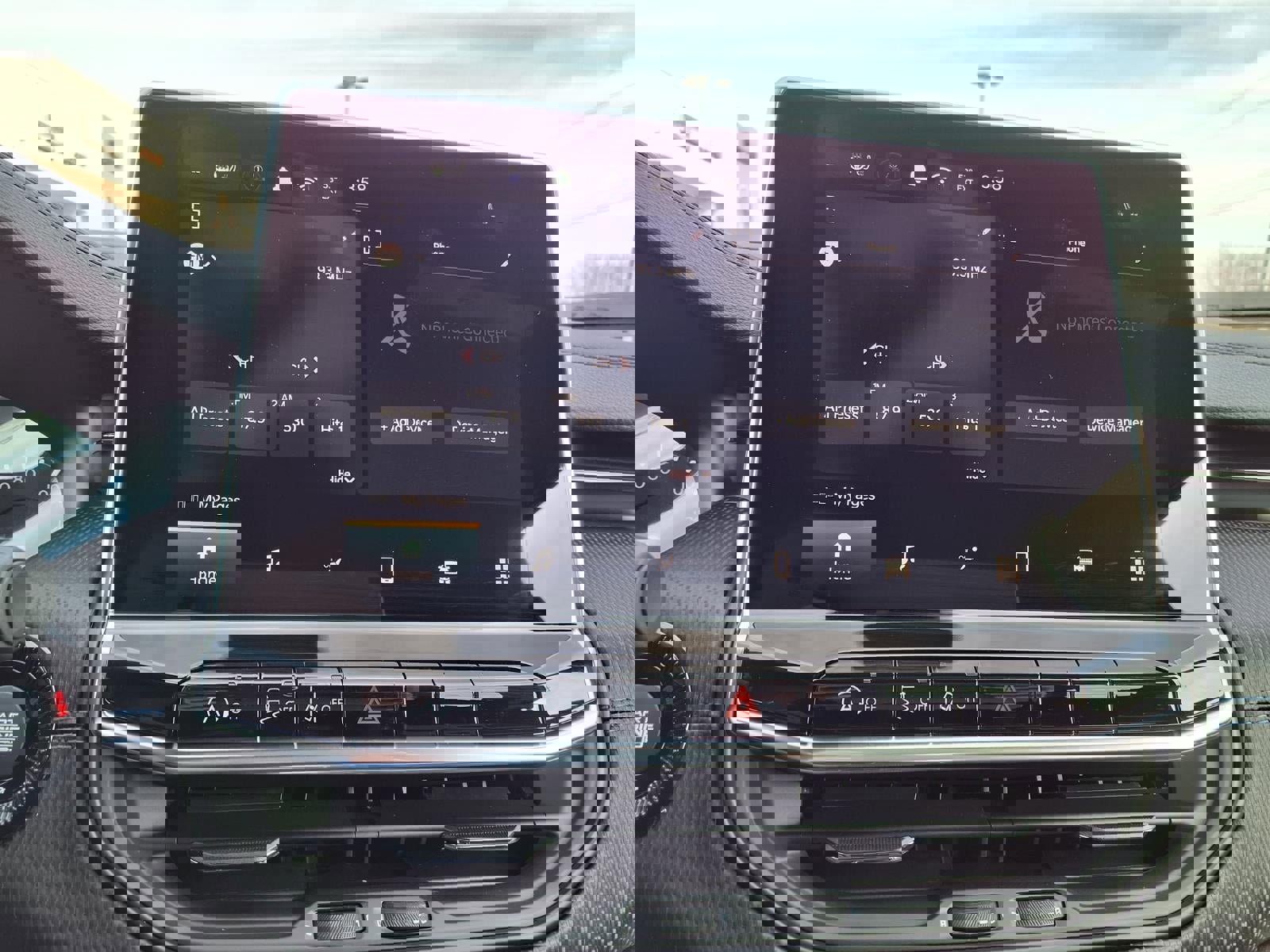 New 2026 Jeep Compass Latitude w/ Sun and Sound Group image 3