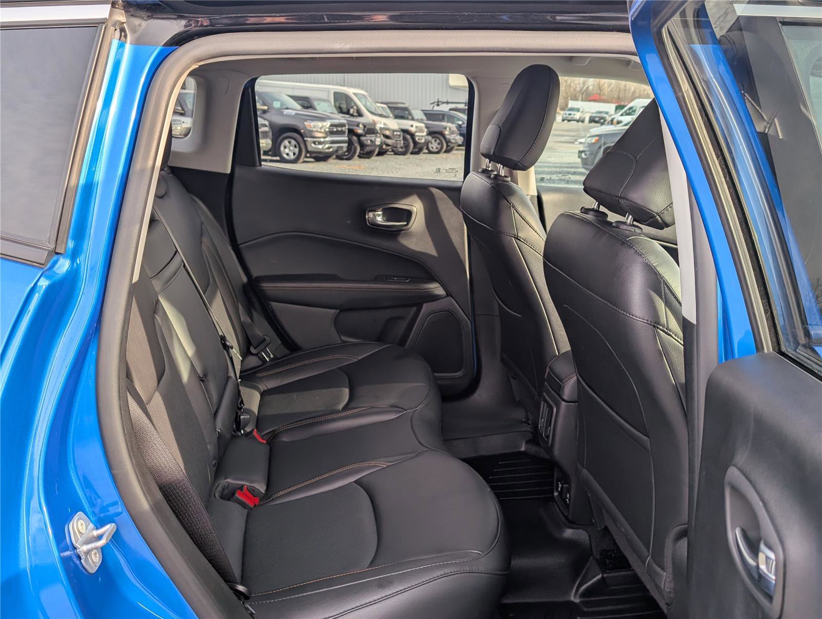 Used 2019 Jeep Compass Limited image 12