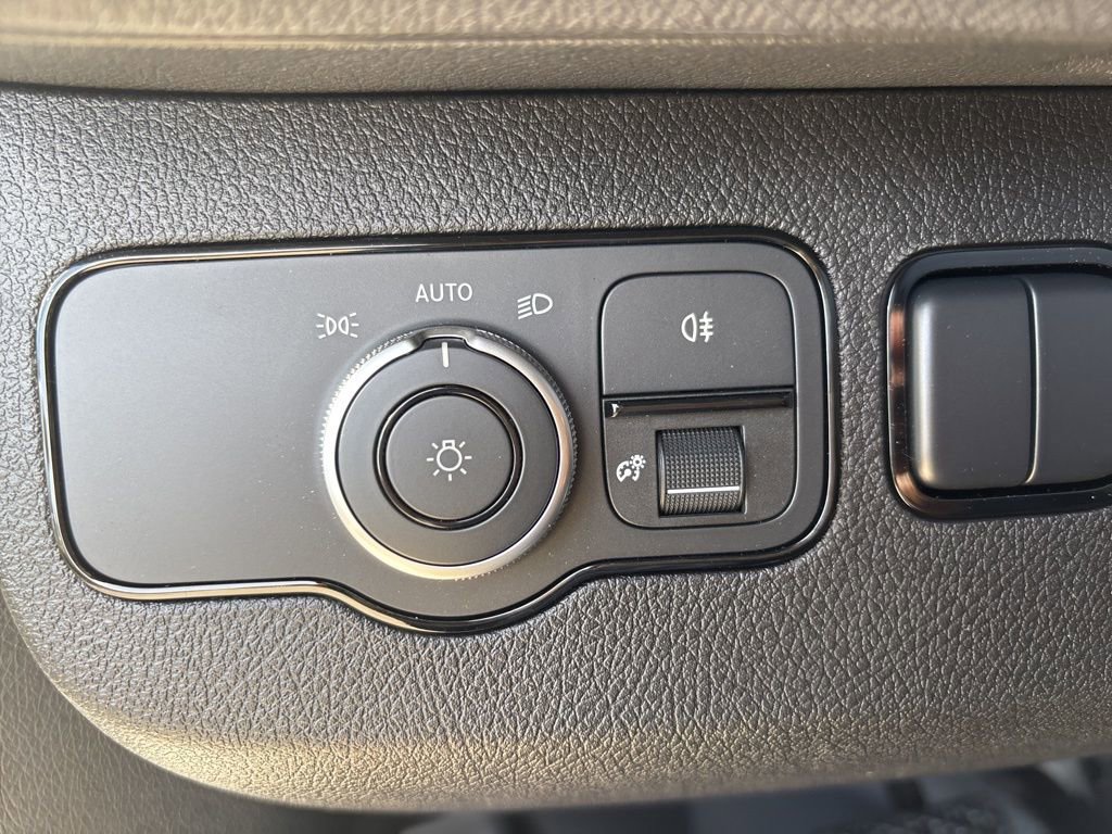 New 2026 Mercedes-Benz Sprinter 2500 image 21