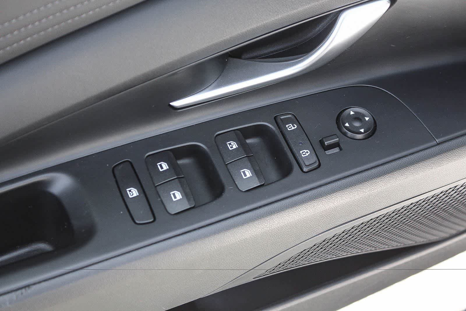 Certified 2023 Hyundai Elantra Limited FWD image 26