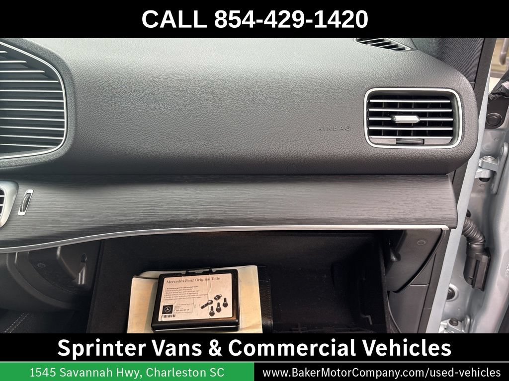 Used 2024 Mercedes-Benz GLE 350 4MATIC image 27