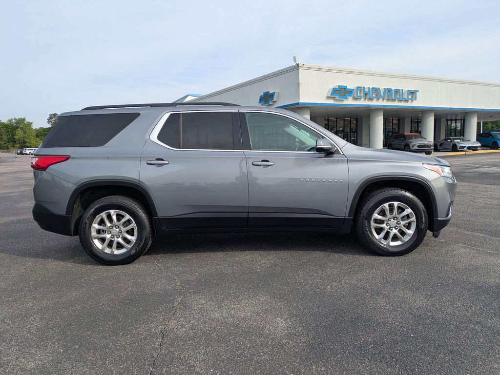 Used 2020 Chevrolet Traverse LT FWD image 5