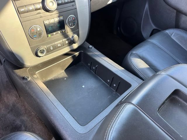 Used 2011 Chevrolet Avalanche LT AWD/4WD image 24