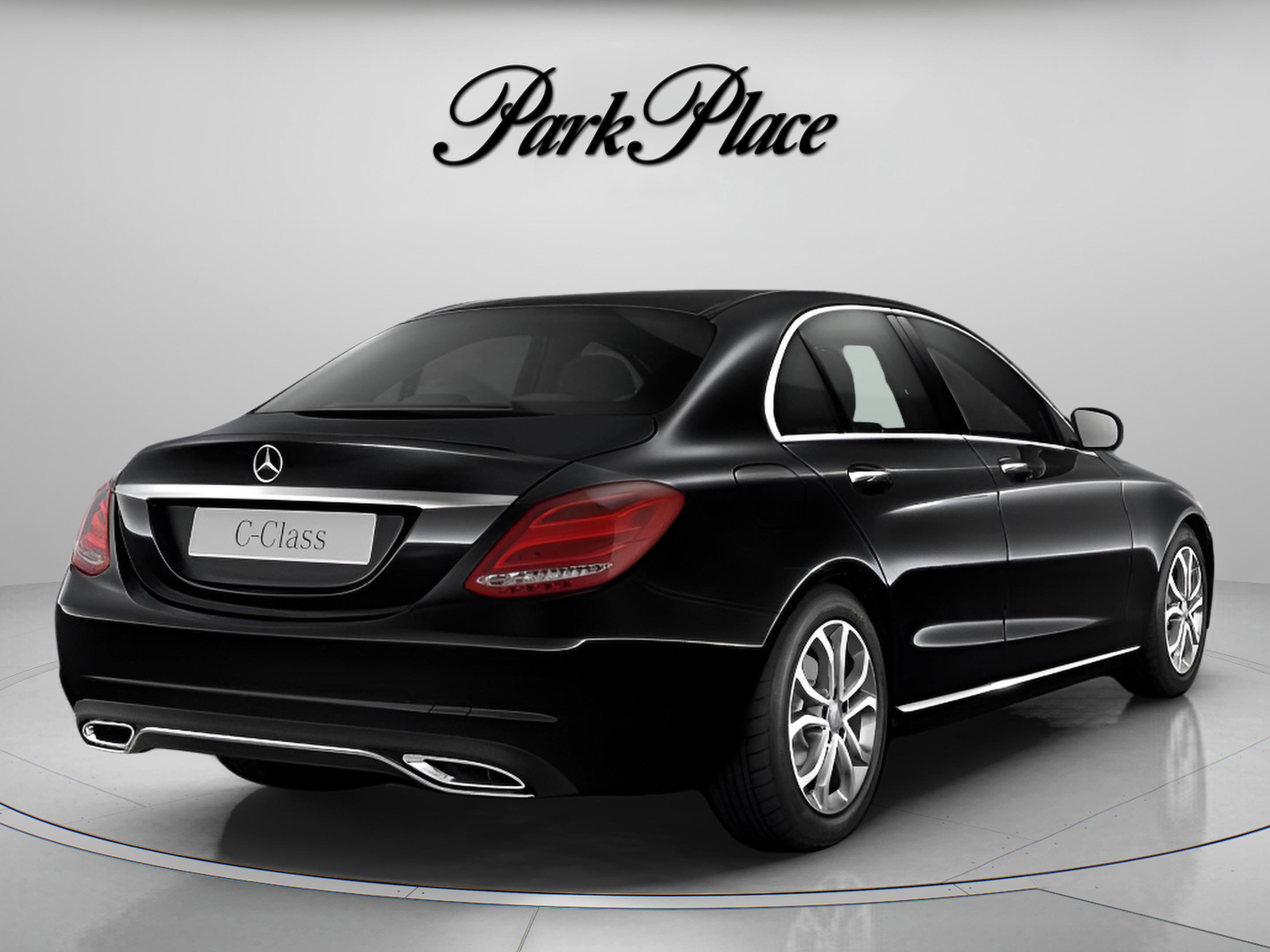 Used 2017 Mercedes-Benz C 300 Sedan image 18