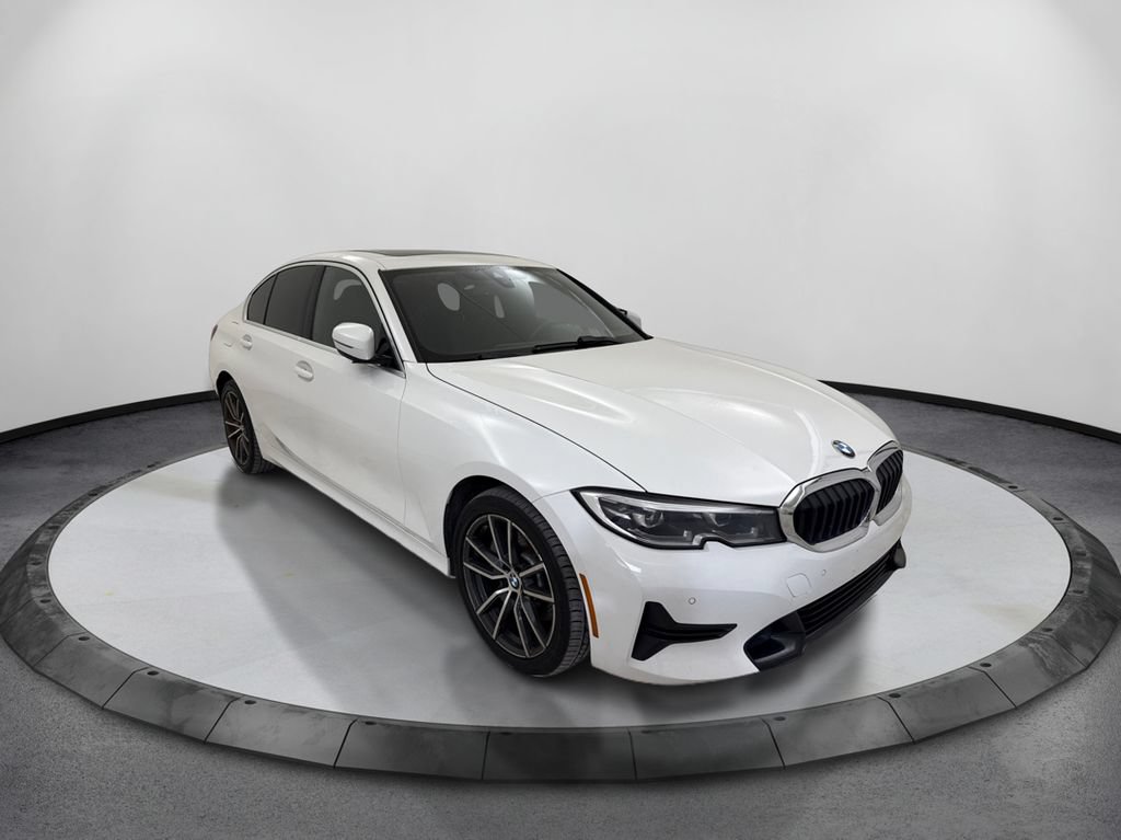 Used 2020 BMW 330i xDrive Sedan w/ Convenience Package AWD/4WD image 3